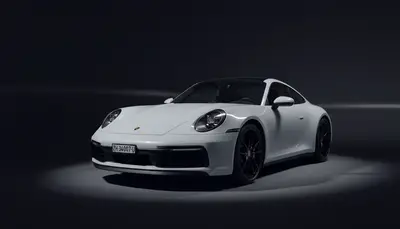 Porsche 911 Carrera 4S - Image 8