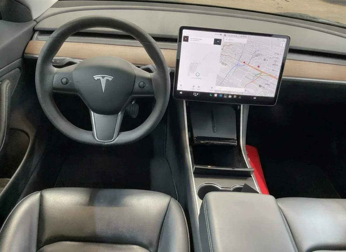 Tesla Model 3 Long Range - 5/5