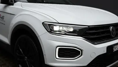 Volkswagen T-Roc - Image 2